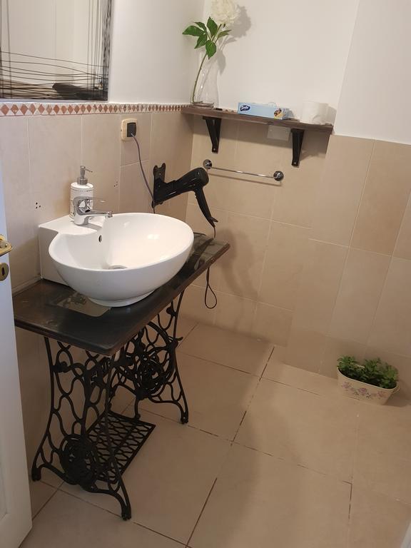 B&B Albaluna Bed & Breakfast